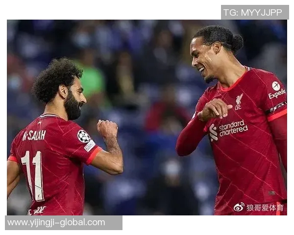 欧联杯惊心动魄之战利物浦逆转曼城引爆全场激情与转会传闻交织