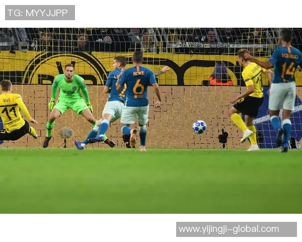 中超赛场惊现逆转奇迹马竞力克多特蒙德引发全场狂欢