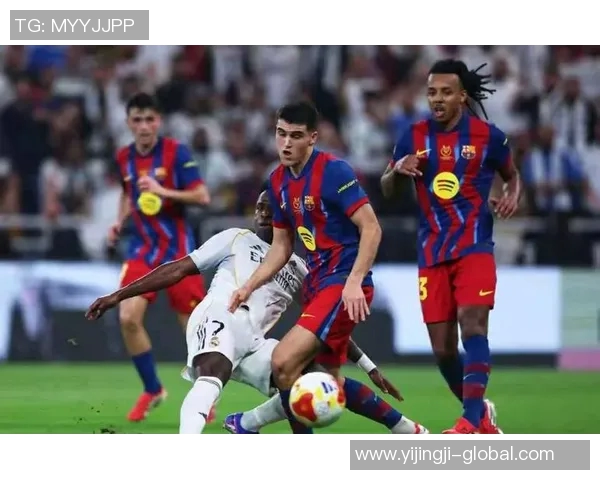 中超激战巴萨惊险逆转里昂4-3胜利引发全场热议与数据分析 中超激战巴萨惊险逆转里昂4-3胜利引发全场热议与数据分析