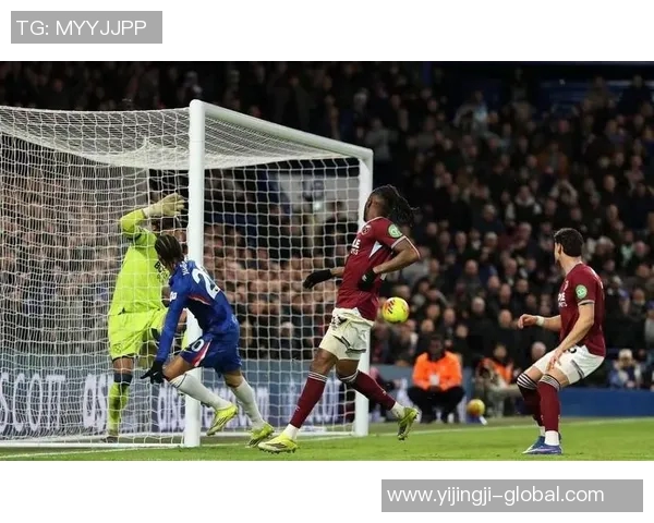 西甲精彩对决阿森纳大胜切尔西补时进球引发全场狂欢战术解析 西甲精彩对决阿森纳大胜切尔西补时进球引发全场狂欢战术解析