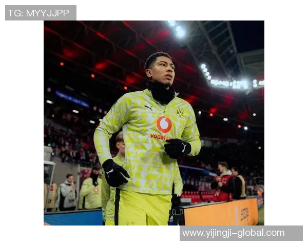 中超激战拜仁大胜多特蒙德红牌事件引发全场热议与争议 中超激战拜仁大胜多特蒙德红牌事件引发全场热议与争议