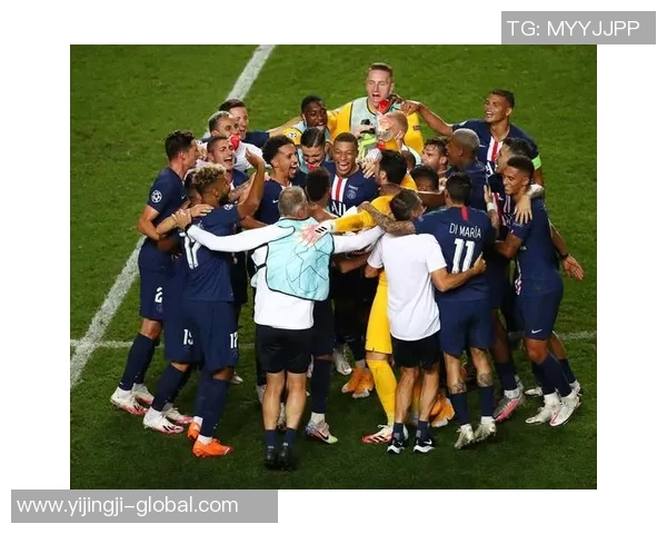 中超精彩对决巴黎圣日耳曼以四球大胜AC米兰引发全场狂欢 中超精彩对决巴黎圣日耳曼以四球大胜AC米兰引发全场狂欢