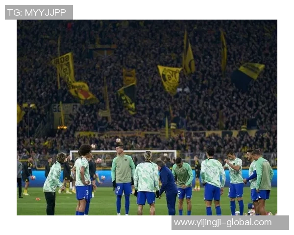 中超精彩对决皇马与巴黎圣日耳曼战成平局乌龙球引发全场热烈反响